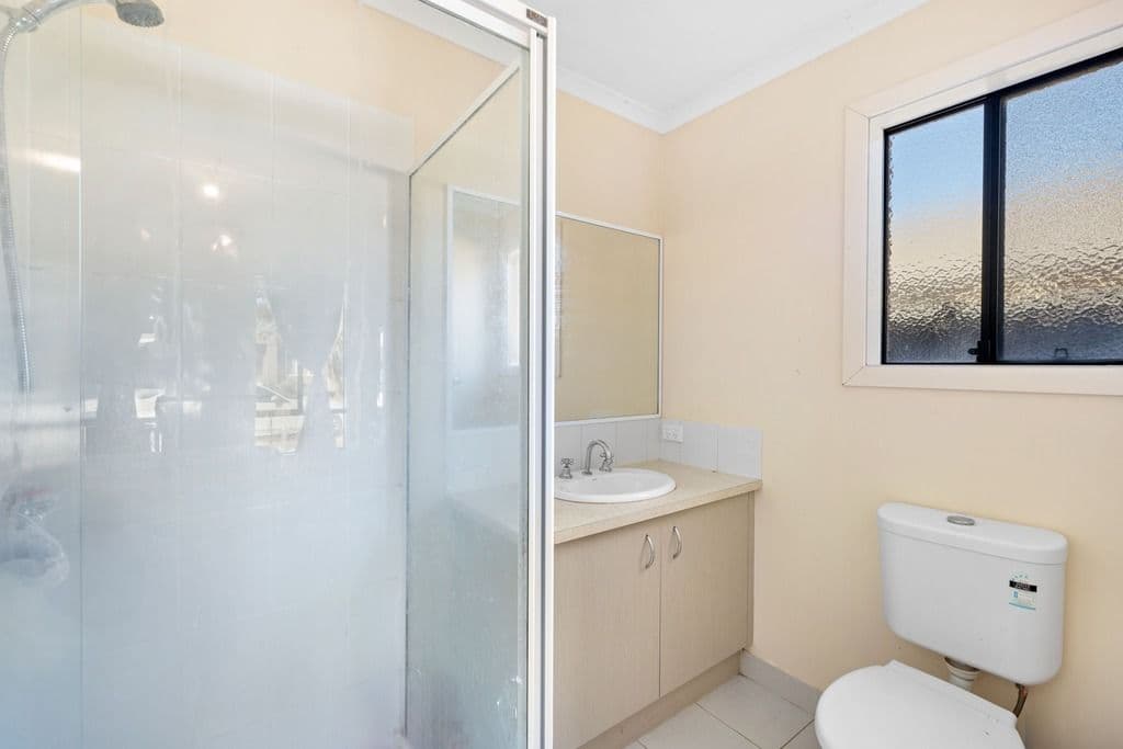 42 Hawkstone Road, MANOR LAKES VIC 3024, Manor Lakes - Thumbnail 3