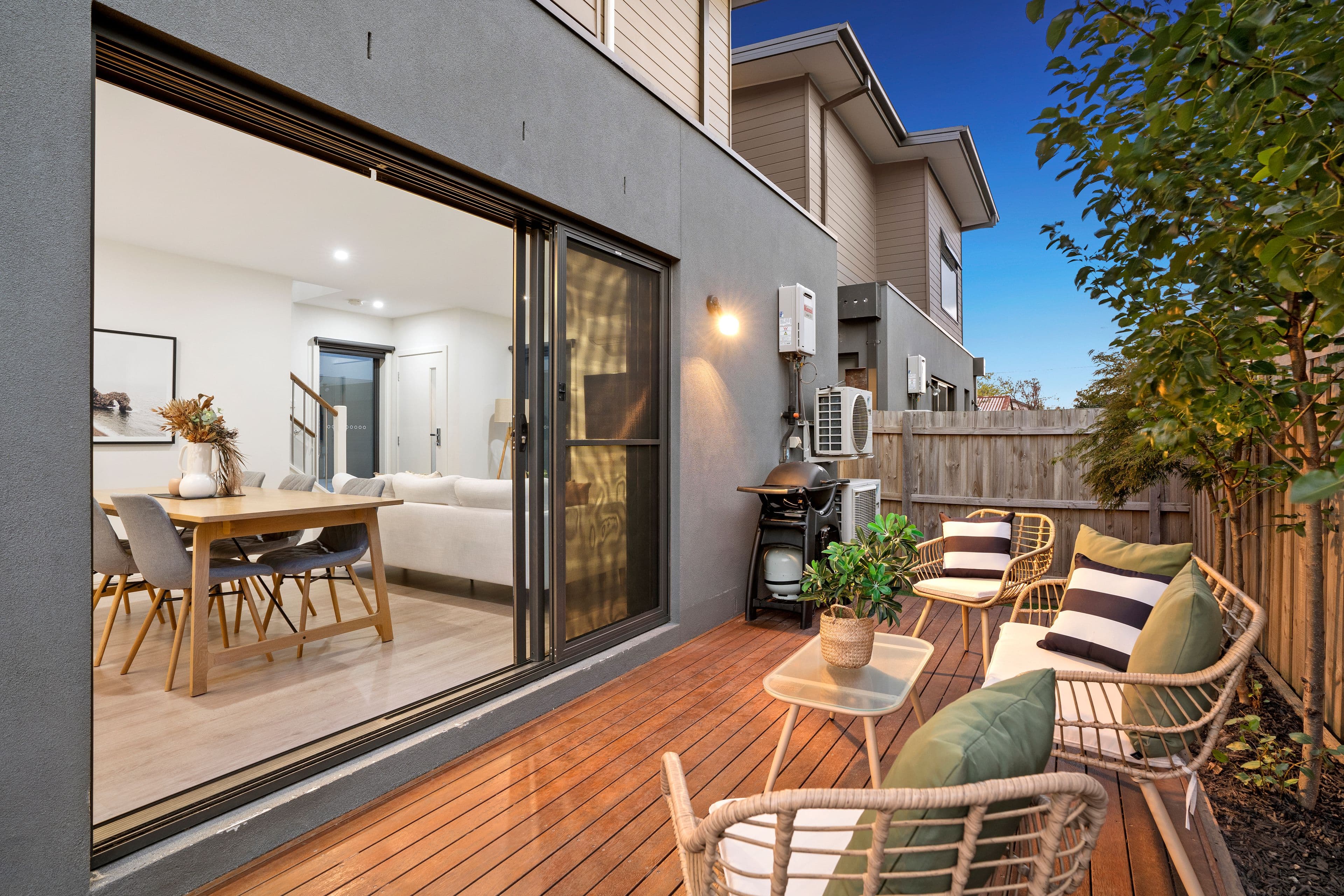 6 Mountain Gate Drive, Ferntree Gully VIC 3156, Ferntree Gully - Thumbnail 2