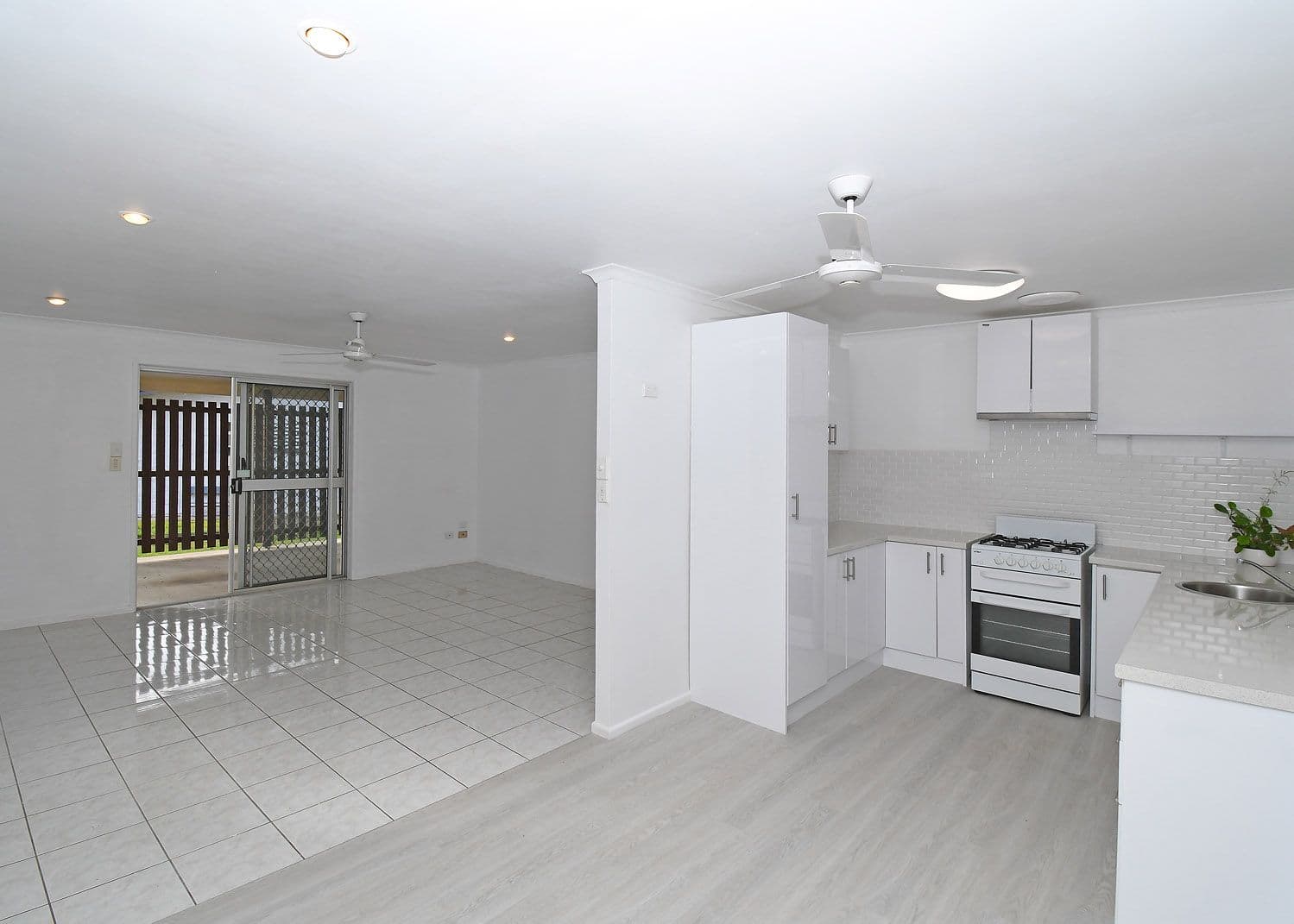 3 Southerden Street, Torquay QLD 4655, Torquay - Thumbnail 3