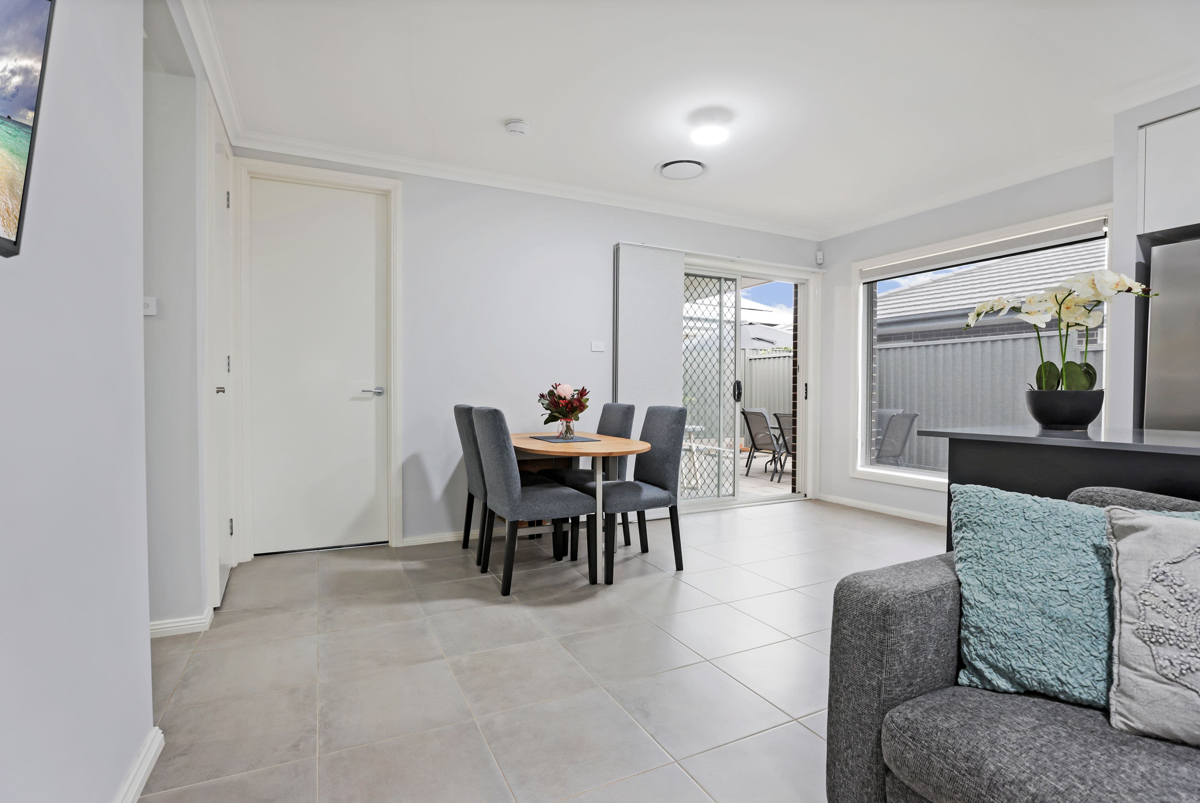 128 Tedbury Road, JORDAN SPRINGS NSW 2747, Jordan Springs - Thumbnail 4