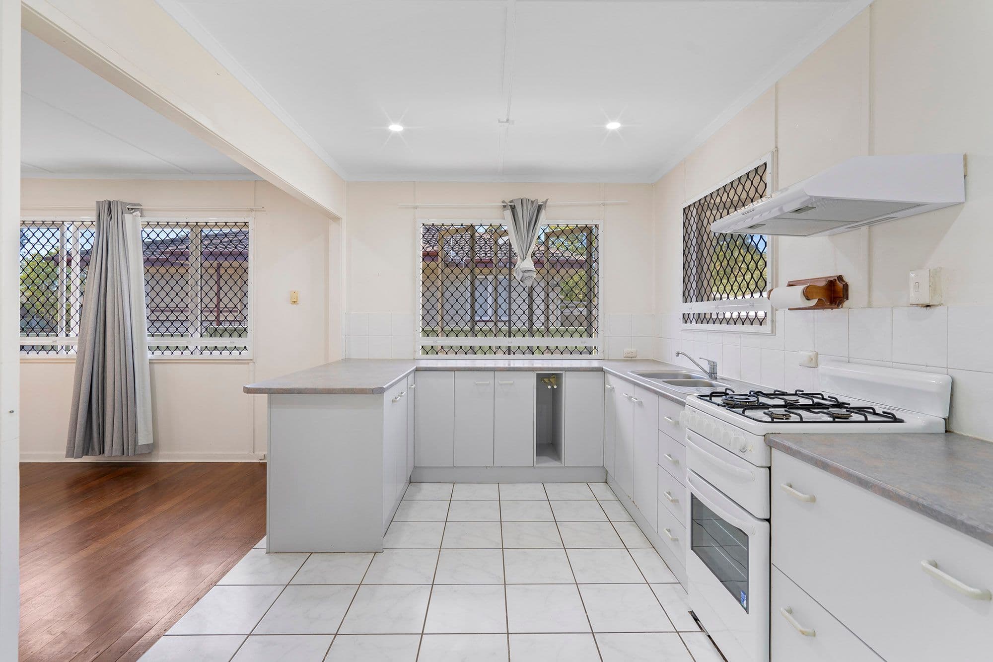 883 Beenleigh Road, Runcorn QLD 4113, Runcorn - Thumbnail 6