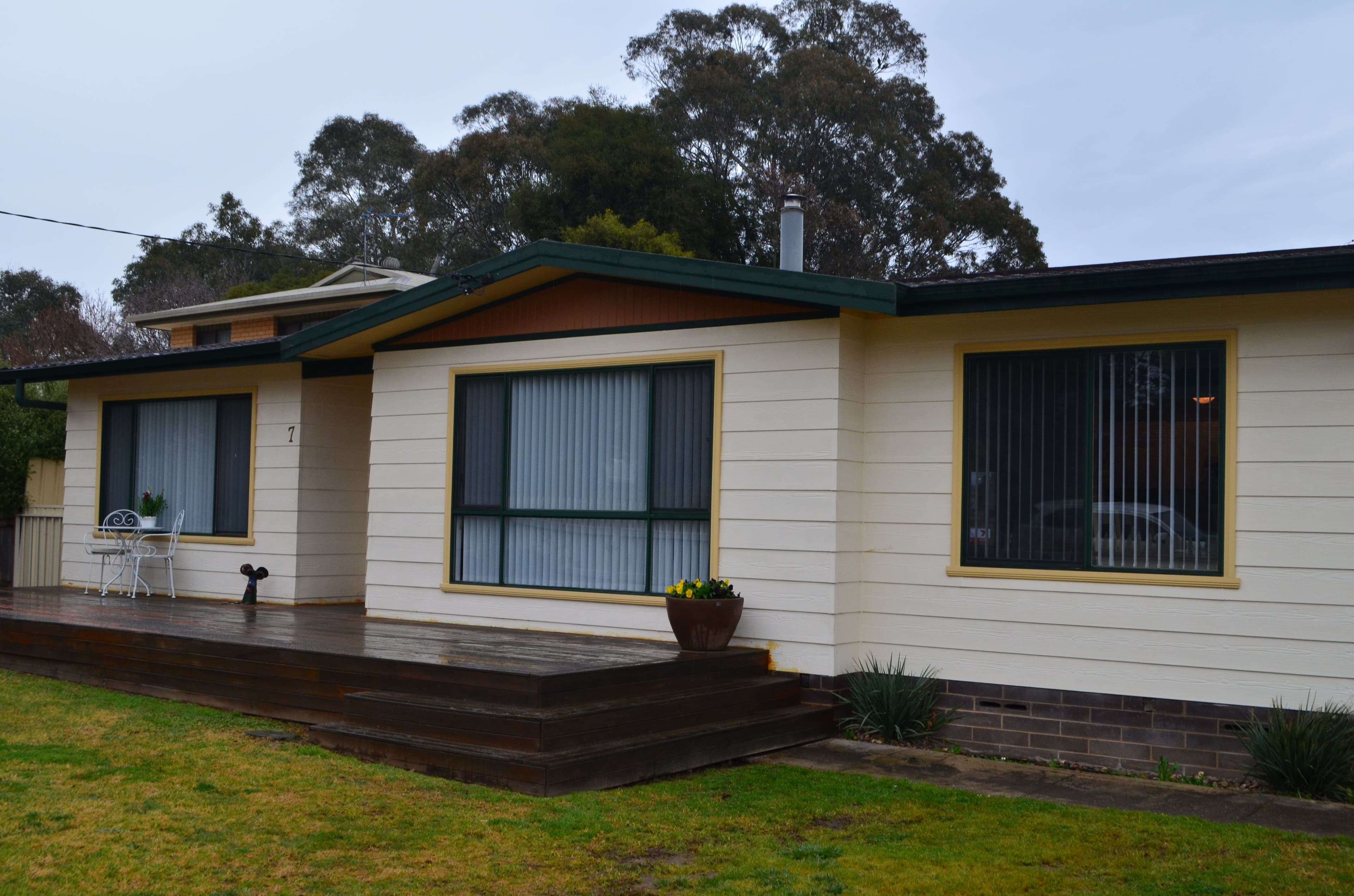 7 Kirra Street, Tumut - Thumbnail 2