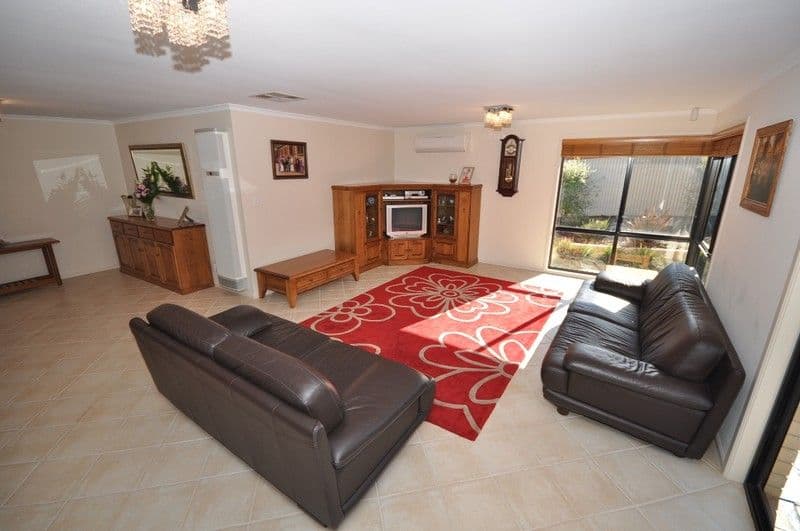 7  Falcon Crescent, BLAKEVIEW SA 5114, Blakeview - Thumbnail 2