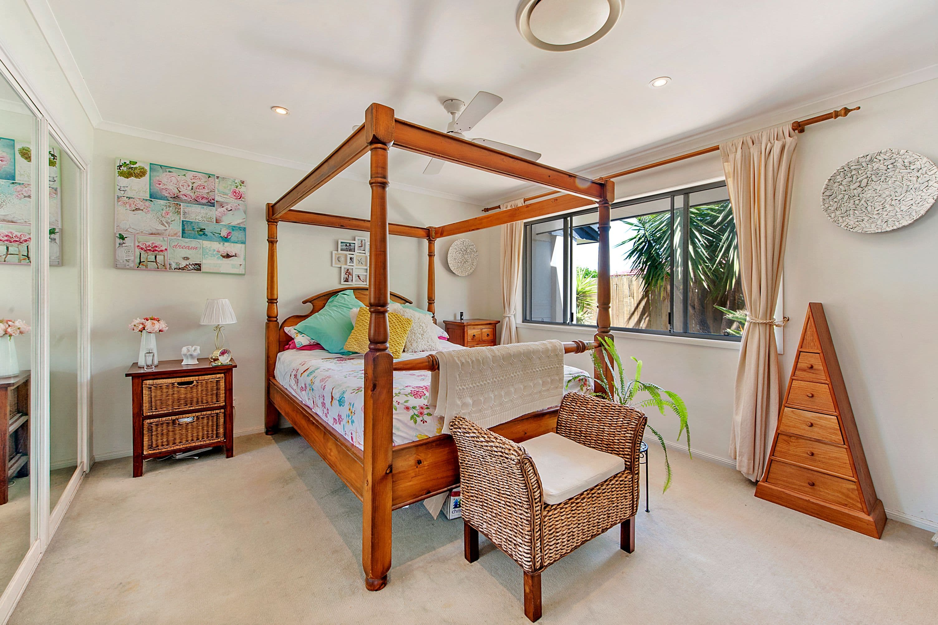 11 Coronet Crescent, Burleigh Waters QLD 4220, Burleigh Waters - Thumbnail 4