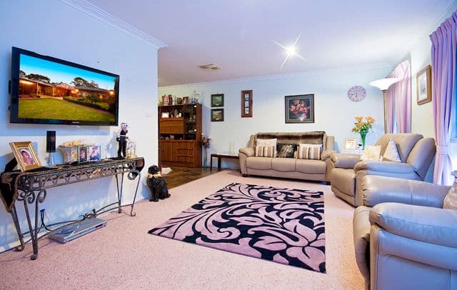 1 Russell Crescent, BORONIA VIC 3155, Boronia - Thumbnail 2