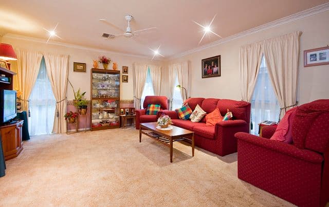 1 Russell Crescent, BORONIA VIC 3155, Boronia - Thumbnail 4