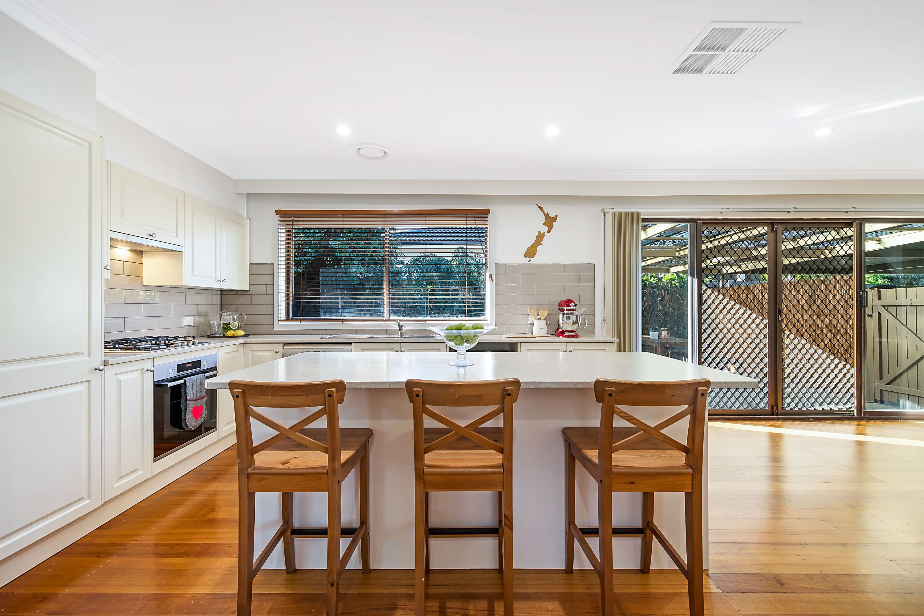 10 Bristow Drive, Forest Hill VIC 3131, Forest Hill - Thumbnail 3