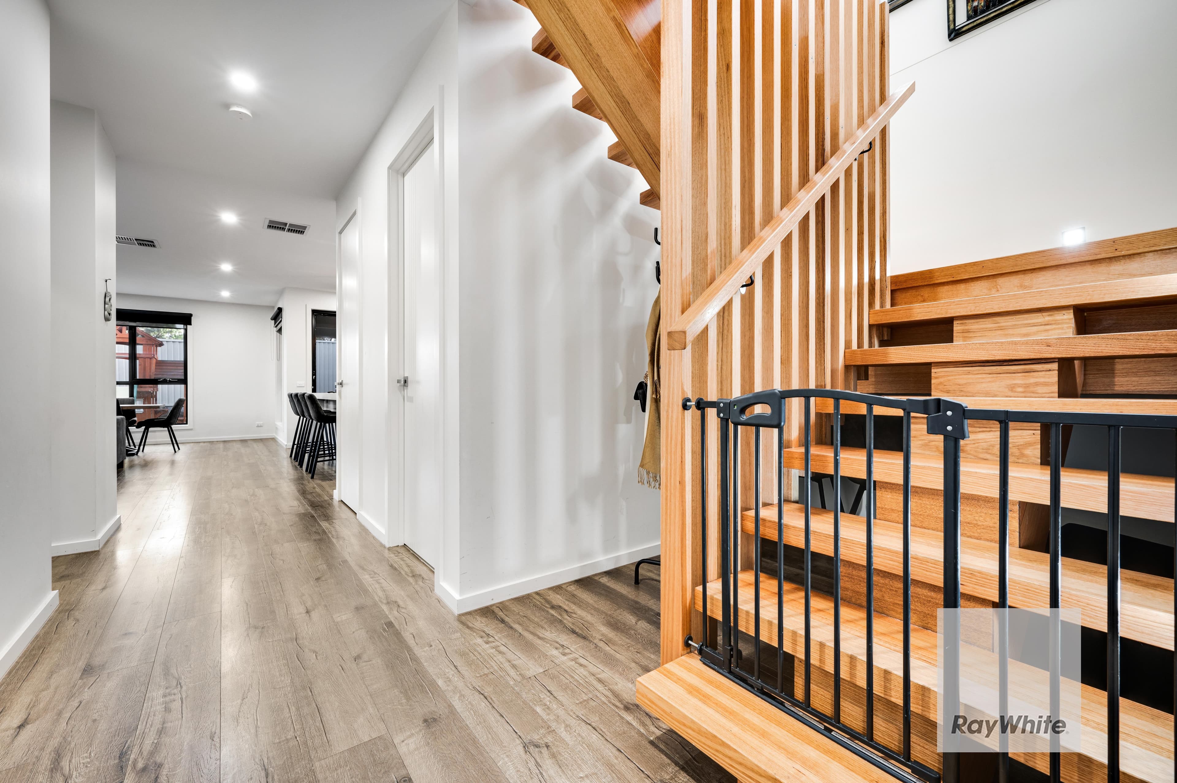 21 Douglas Court, Westmeadows VIC 3049, Westmeadows - Thumbnail 4