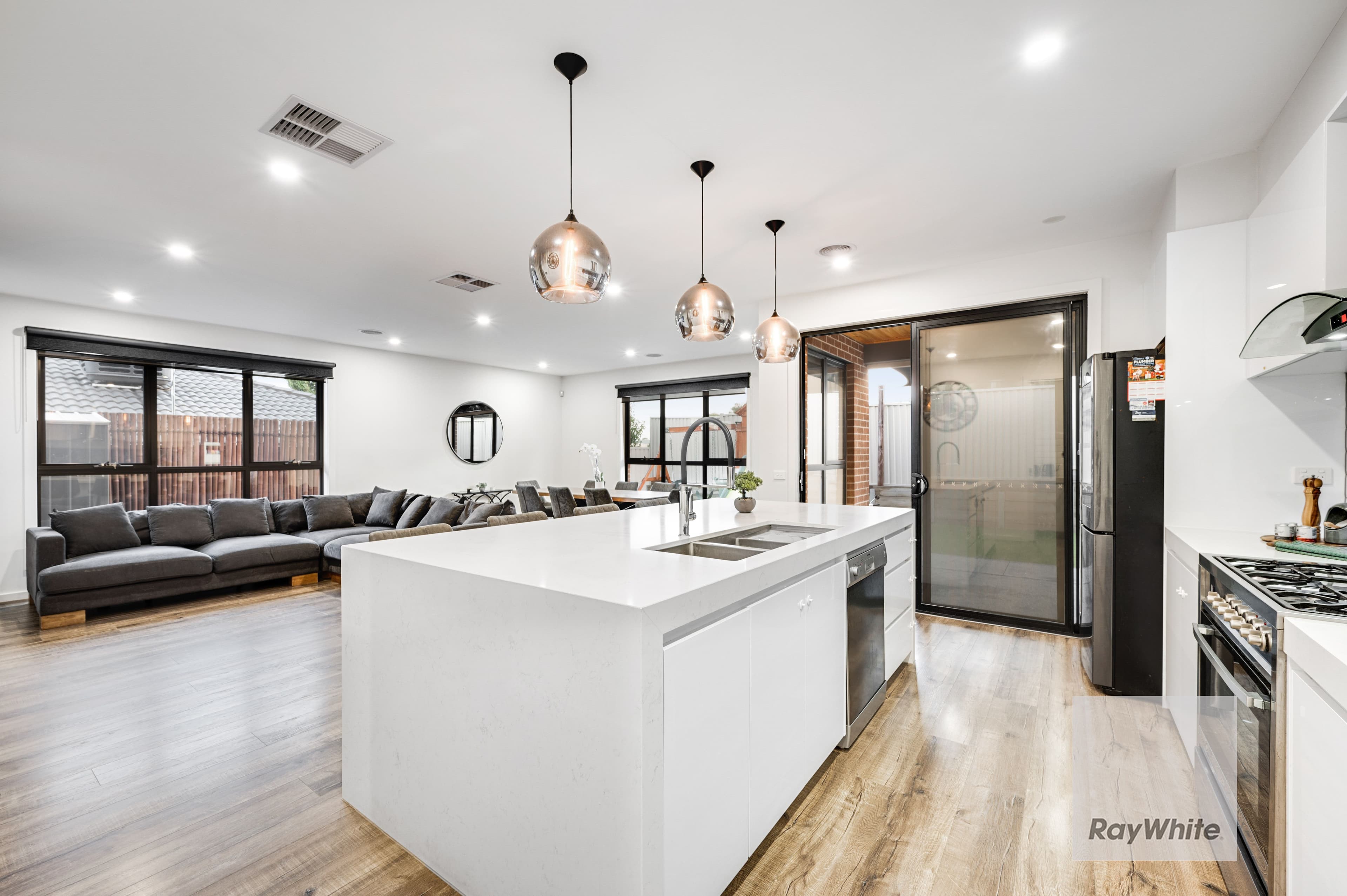 21 Douglas Court, Westmeadows VIC 3049, Westmeadows - Thumbnail 6