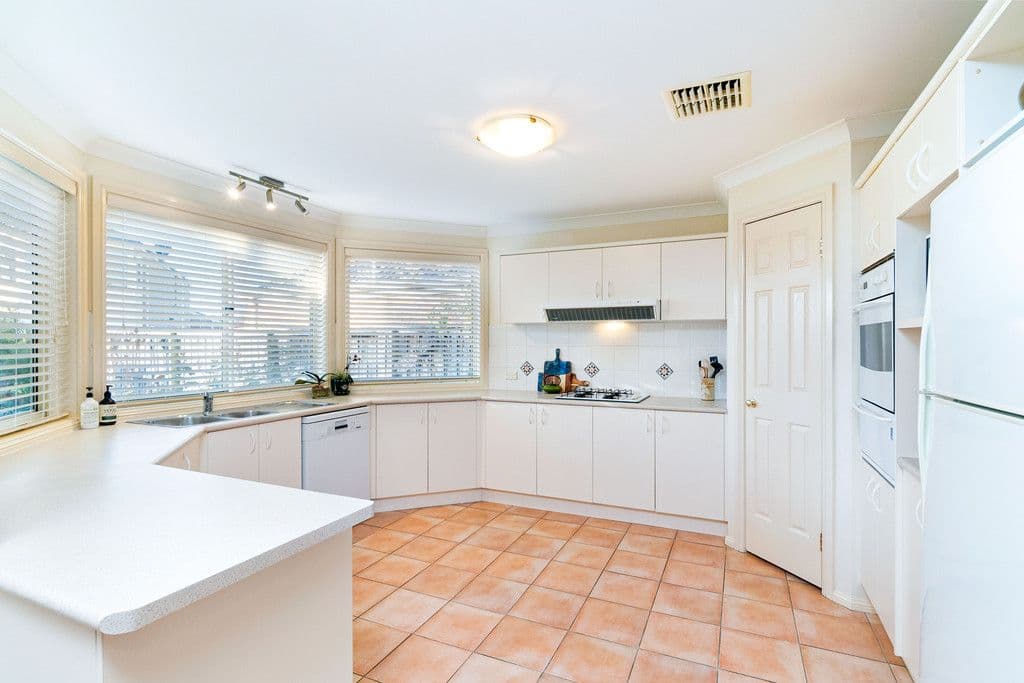 16 Kinnard Way, Kellyville NSW 2155, Kellyville - Thumbnail 6