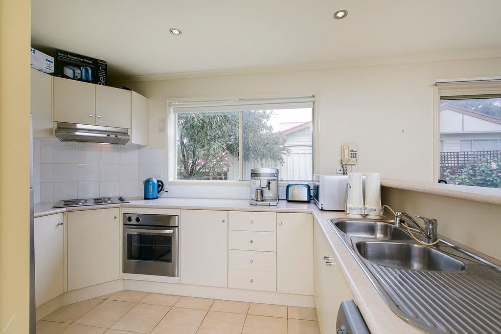 10a Kenwyn Court, Cowes VIC 3922, Cowes - Thumbnail 3
