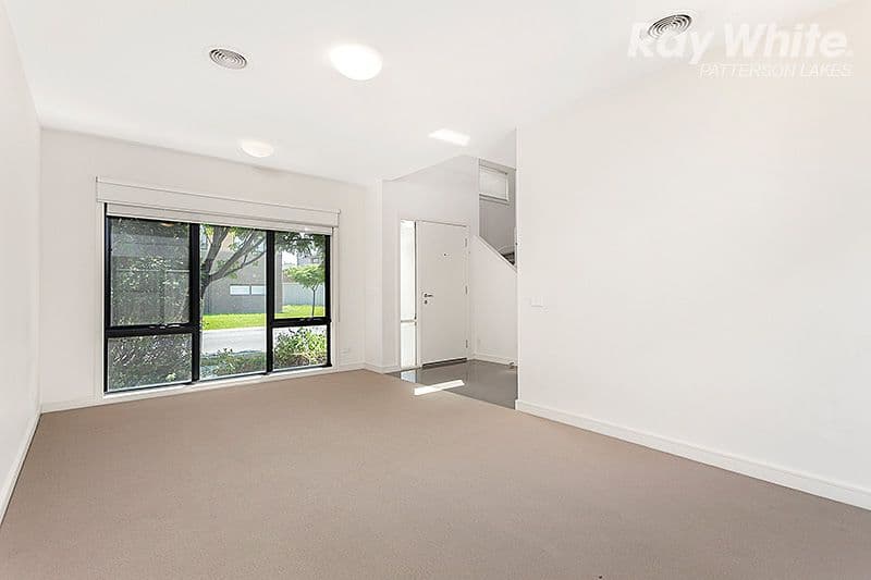 4 Dresden Drive, Waterways VIC 3195, Waterways - Thumbnail 4