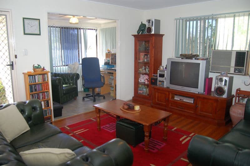 13   Saratoga Street, BROWNS PLAINS QLD 4118, Browns Plains - Thumbnail 3