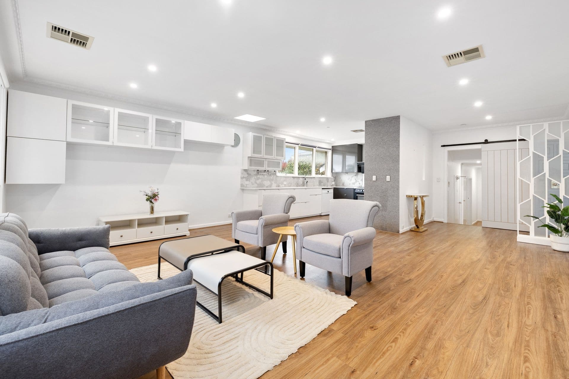 42 Cratloe Road, Mount Waverley VIC 3149, Mount Waverley - Thumbnail 5