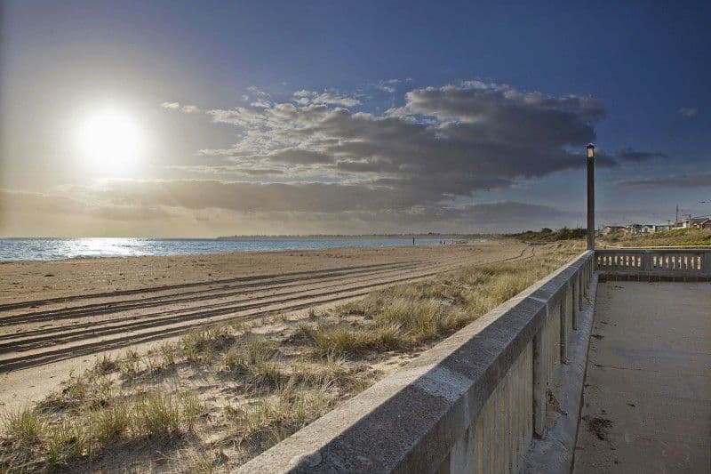 12 High Street, MORDIALLOC VIC 3195, Mordialloc - Thumbnail 2