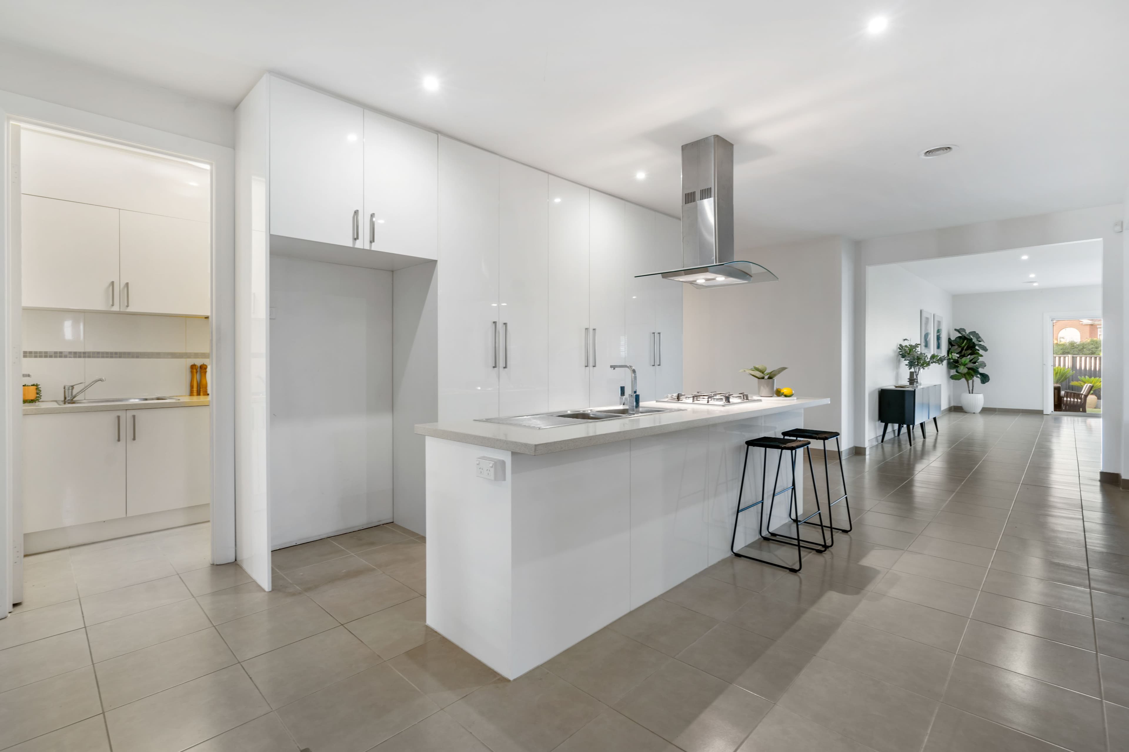 7 John Robert Place, Taylors Hill VIC 3037, Taylors Hill - Thumbnail 6