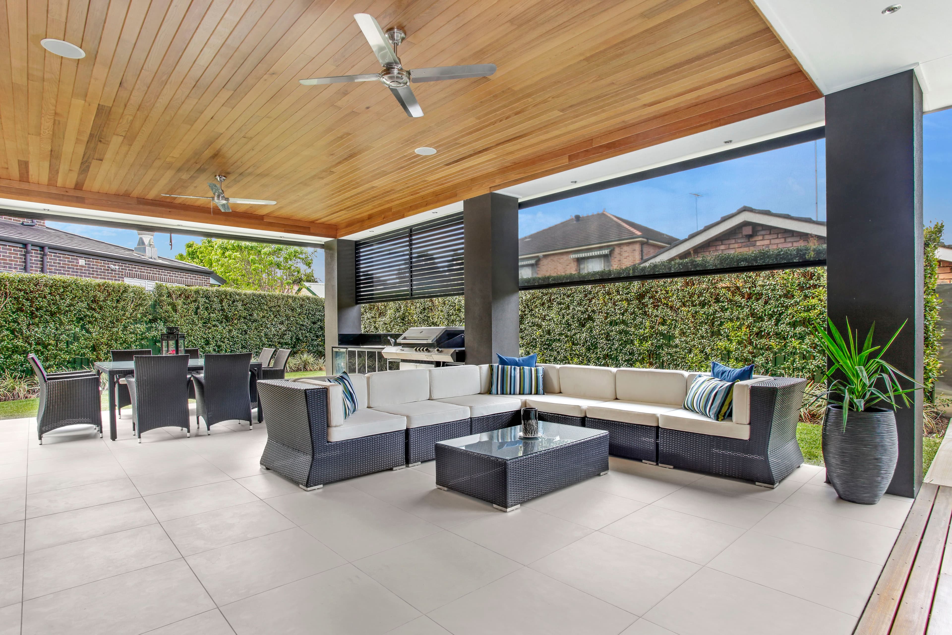 16 Maxwell Place, Abbotsbury - Thumbnail 2
