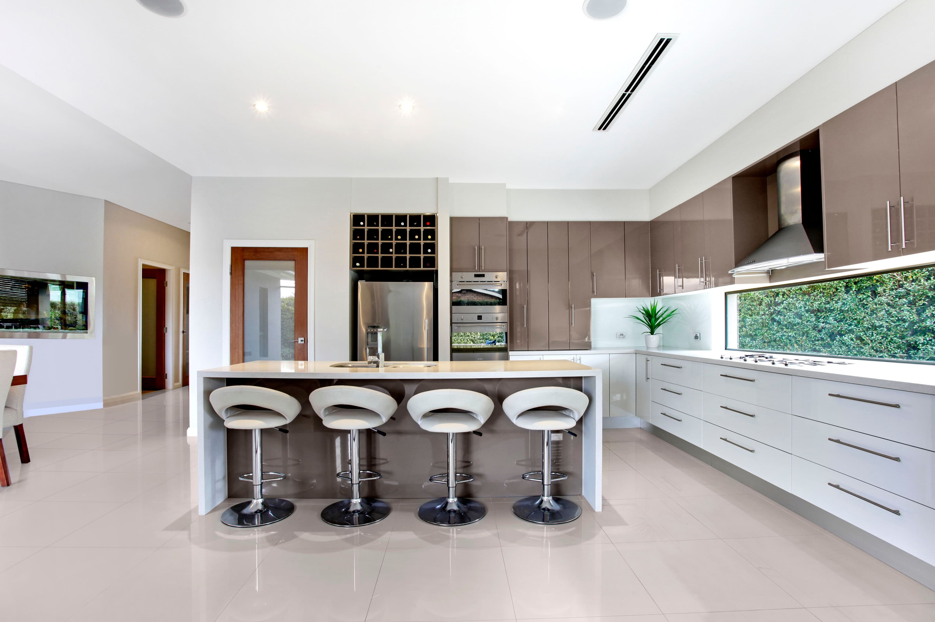 16 Maxwell Place, Abbotsbury - Thumbnail 3