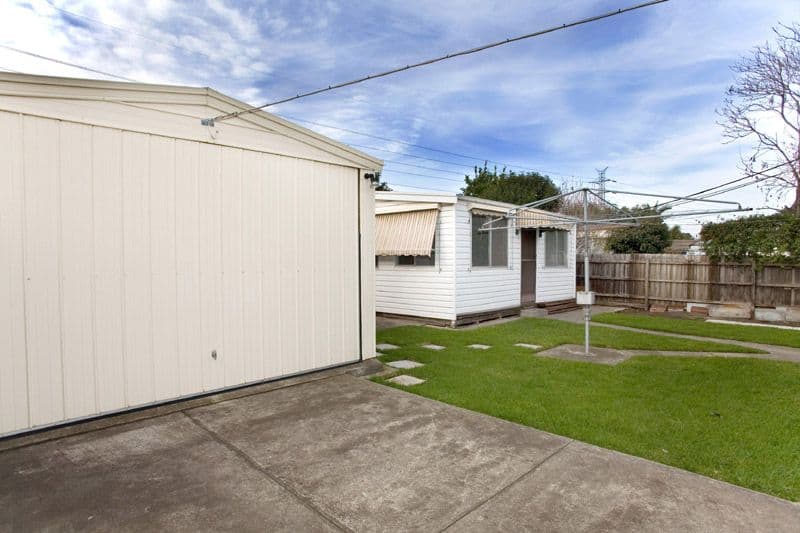 28 Banbury Road, RESERVOIR VIC 3073, Reservoir - Thumbnail 3