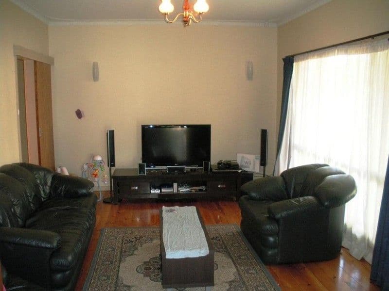 41 McKendrick Avenue, MILDURA VIC 3500, Mildura - Thumbnail 4