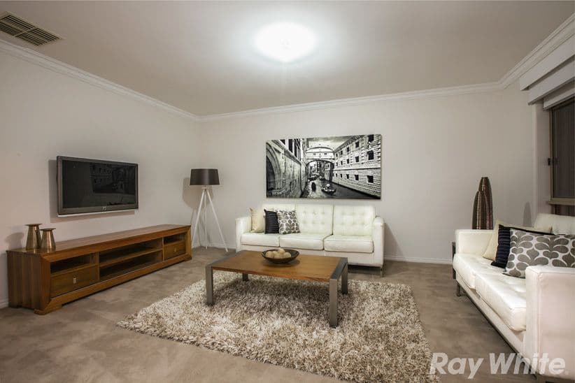 53 Allwyn Crescent, Mill Park VIC 3082, Mill Park - Thumbnail 2