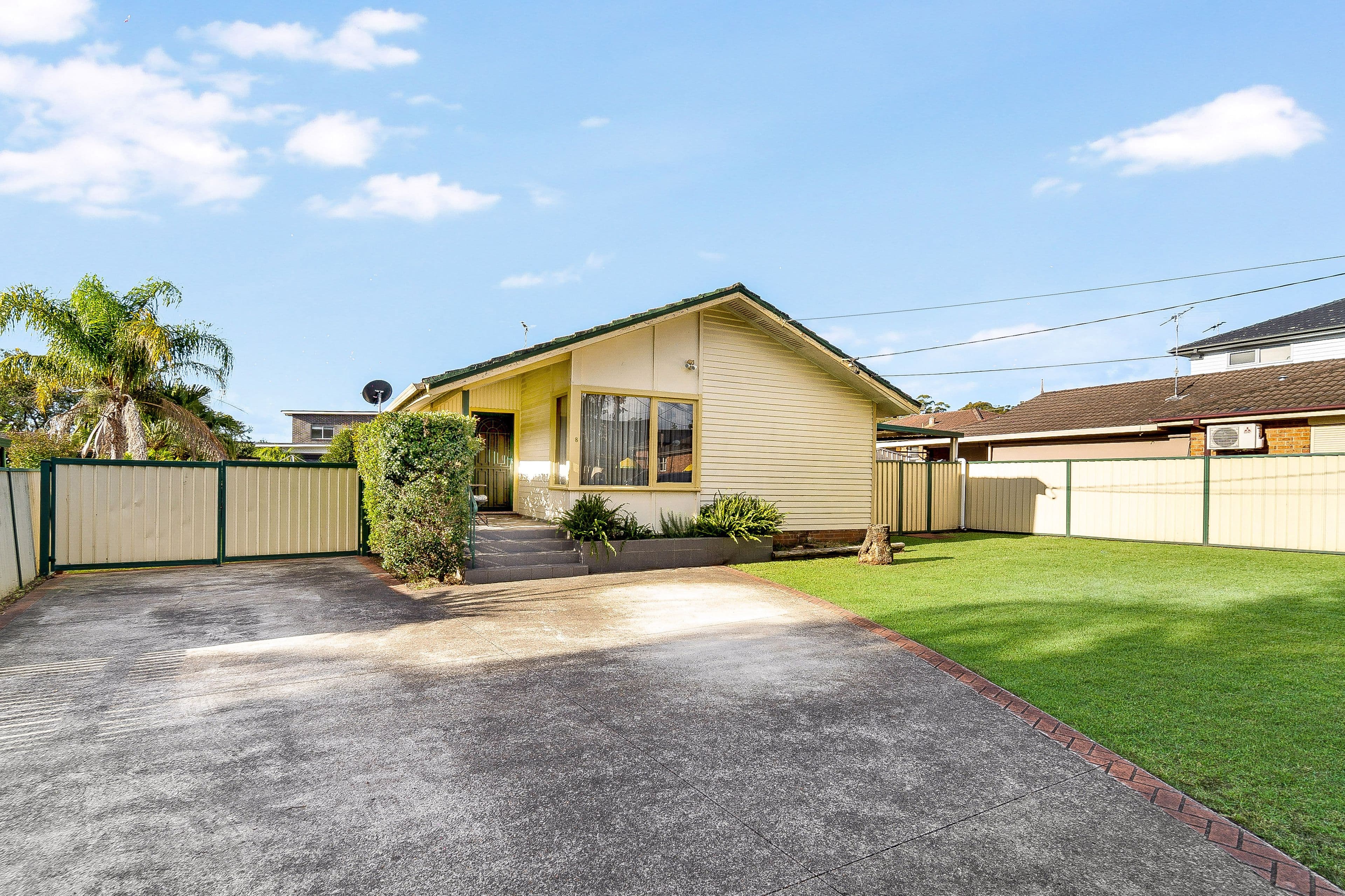 8 Iona Place, Bass Hill NSW 2197, Bass Hill - Thumbnail 2