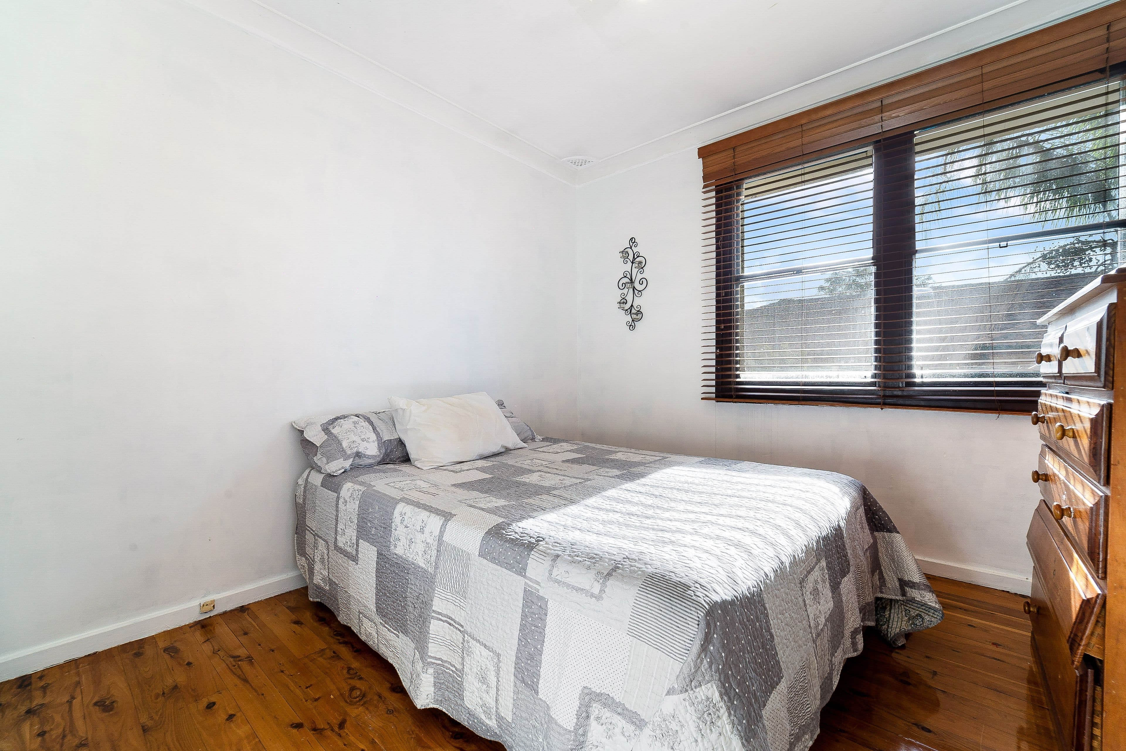 8 Iona Place, Bass Hill NSW 2197, Bass Hill - Thumbnail 7