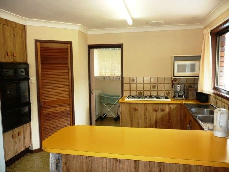 18 Jilbard Drive, SPRINGWOOD QLD 4127, Springwood - Thumbnail 4
