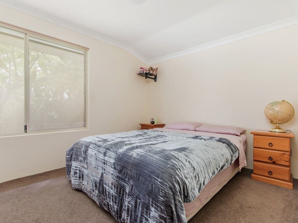 4 Camm Place, Waikiki WA 6169, Waikiki - Thumbnail 8