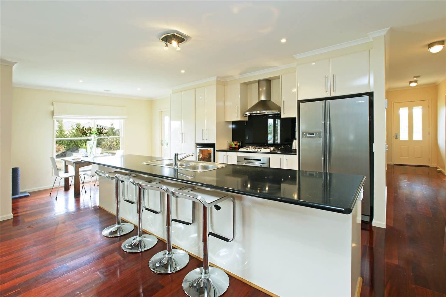 18 Connors Crescent, BANNOCKBURN VIC 3331, Bannockburn - Thumbnail 4