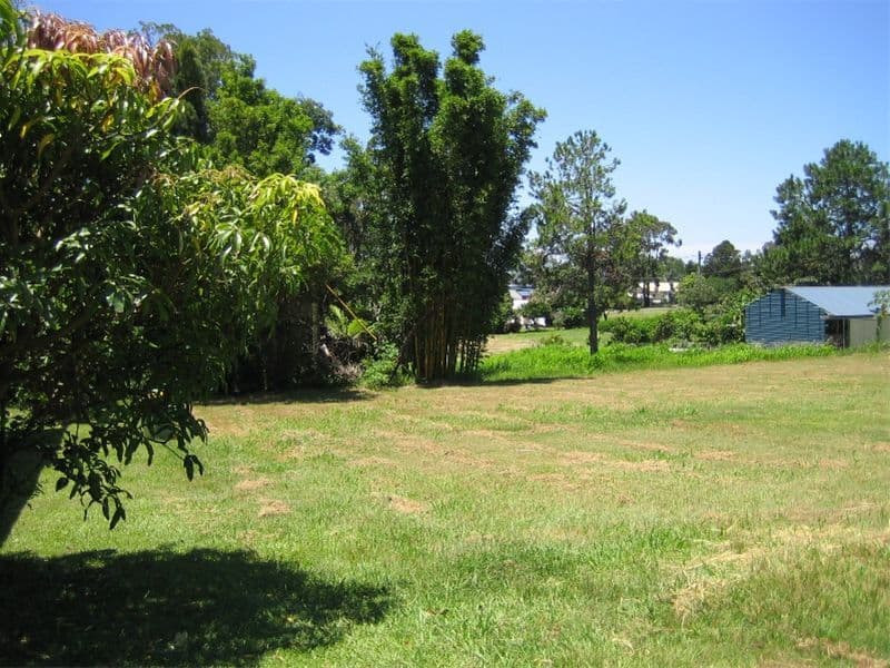 15 Vista Street, RUSSELL ISLAND QLD 4184, Russell Island - Thumbnail 2
