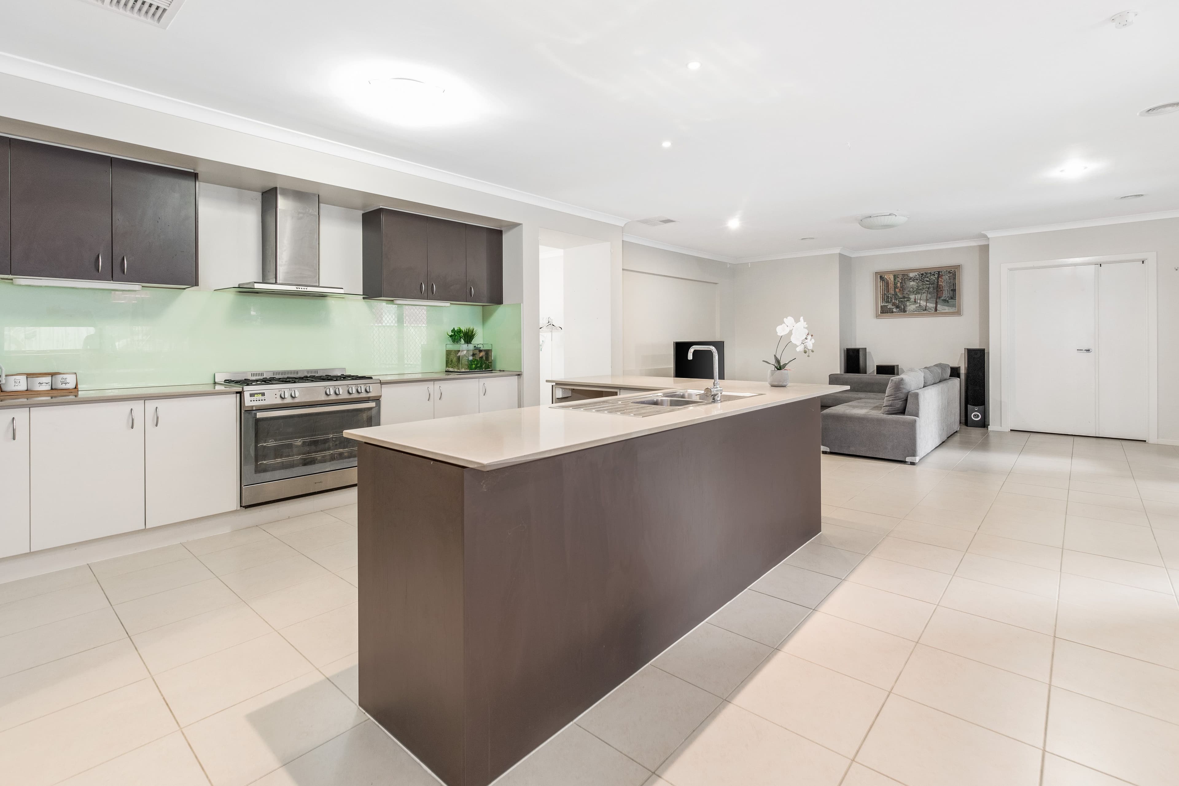 7 Gosford Road, Wyndham Vale VIC 3024, Wyndham Vale - Thumbnail 4