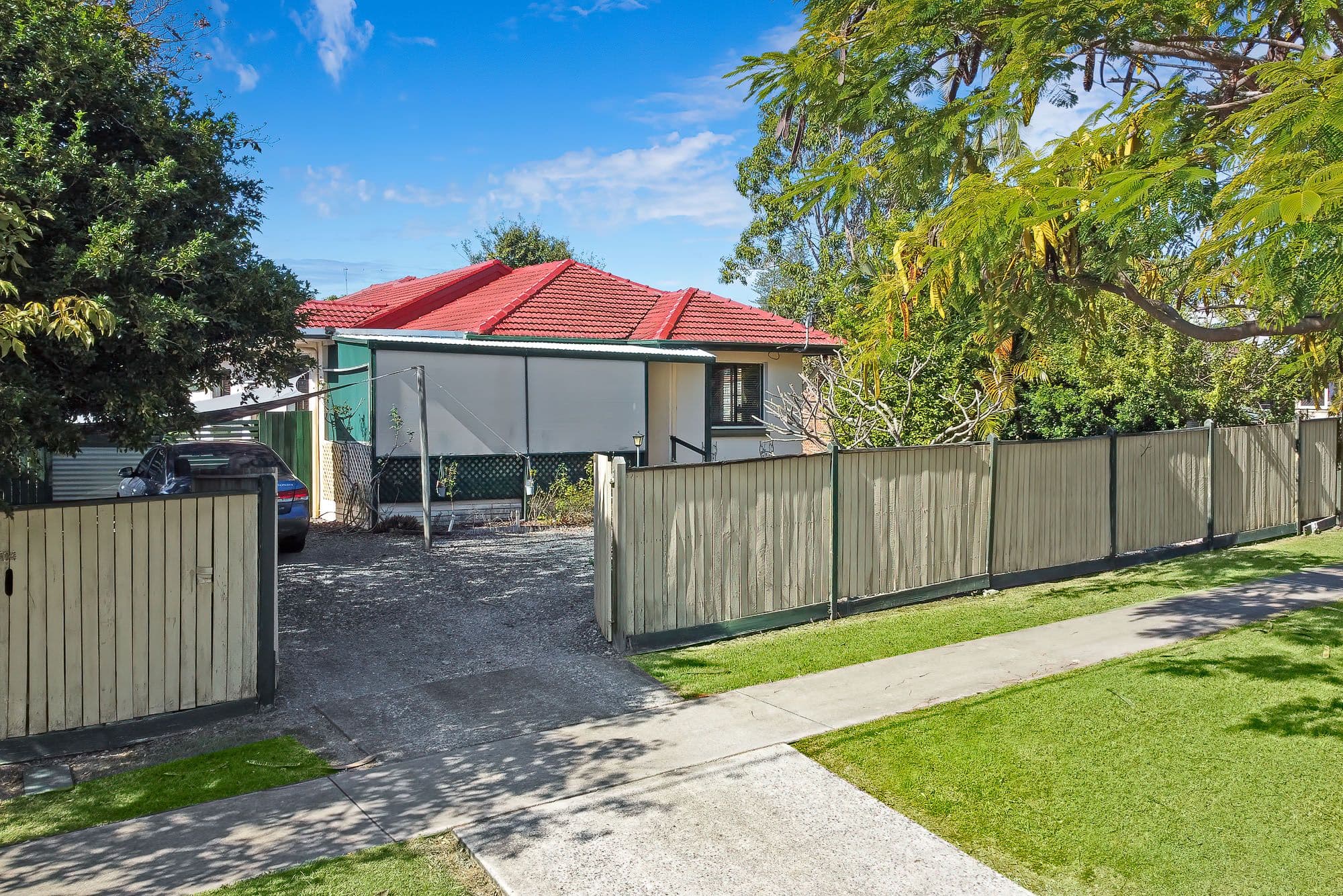 114 Scarborough Road, Redcliffe QLD 4020, Redcliffe - Thumbnail 2