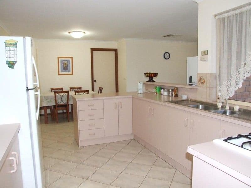 46 Magdalena Crescent, PARALOWIE SA 5108, Paralowie - Thumbnail 4