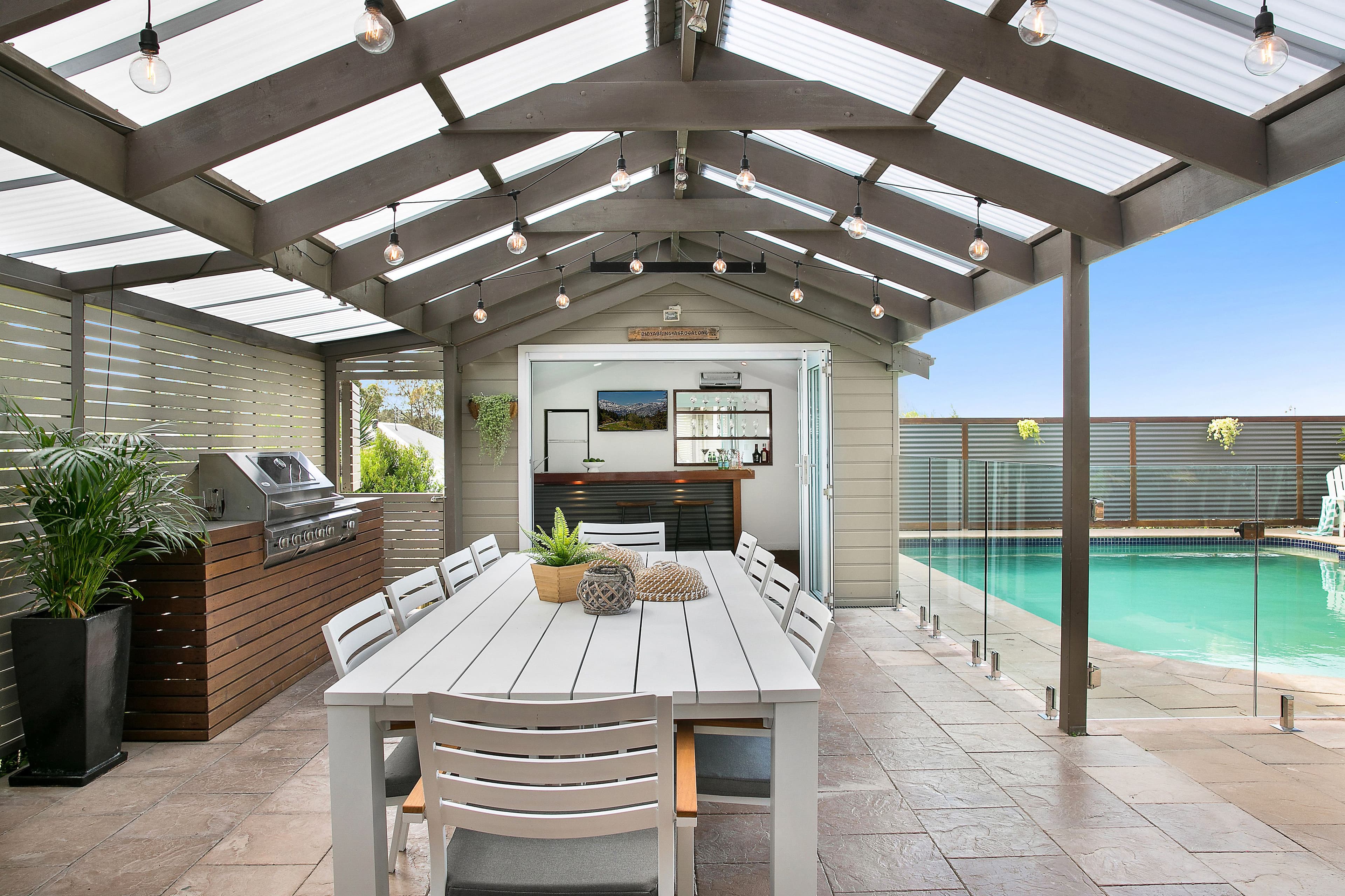 17 Maroa Crescent, Allambie Heights - Thumbnail 2