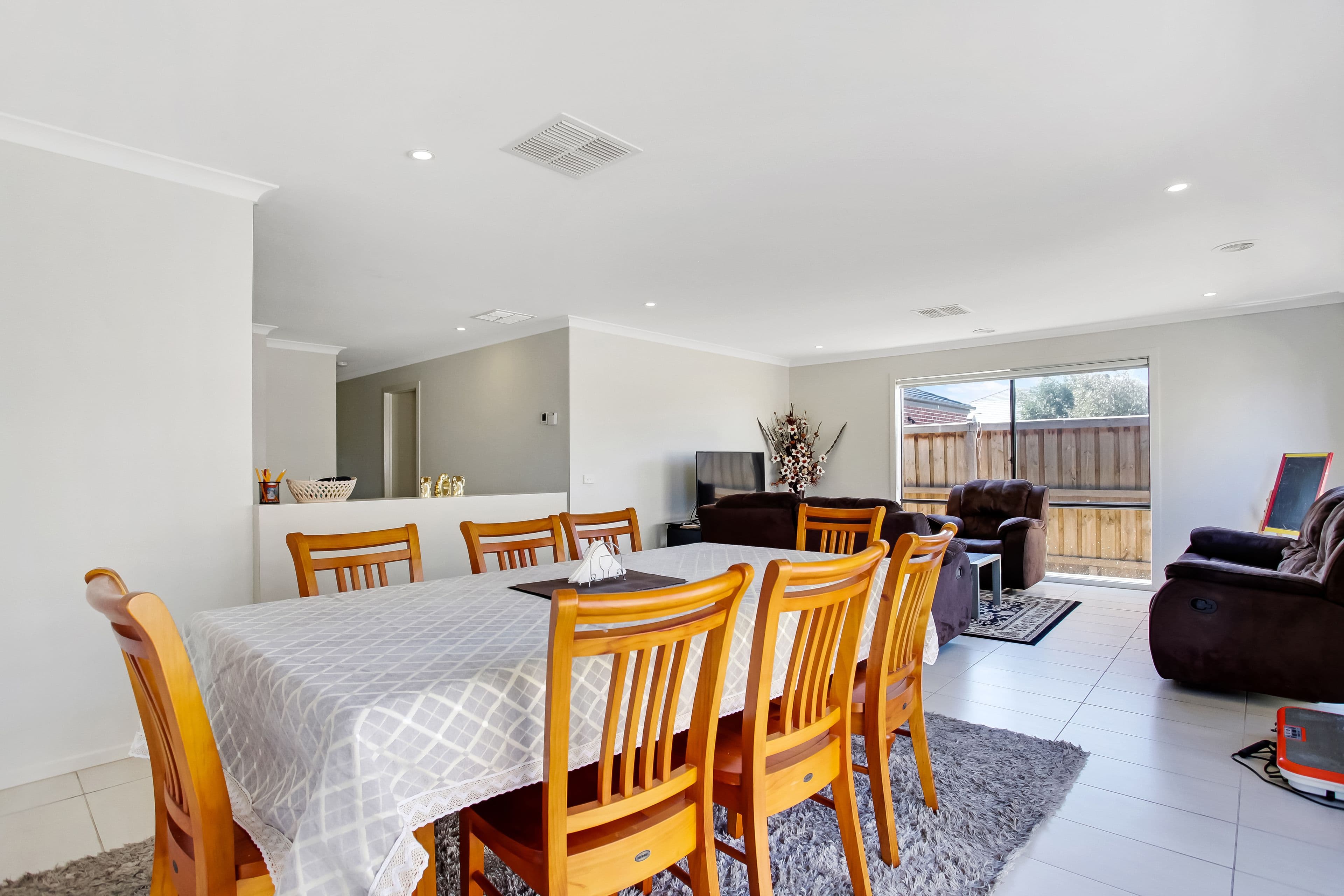 31 Maldon Street, Williams Landing VIC 3027, Williams Landing - Thumbnail 3