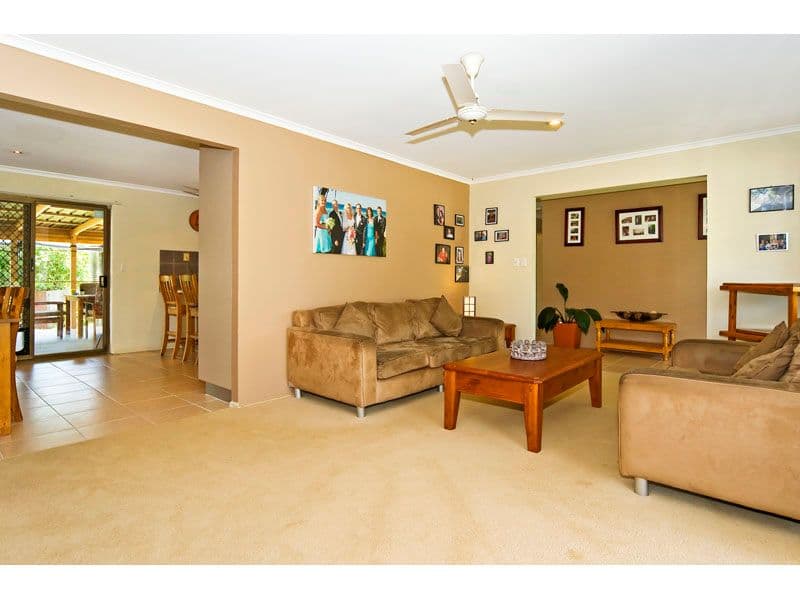 36 Finfoot Street, ROCHEDALE SOUTH QLD 4123, Rochedale South - Thumbnail 7