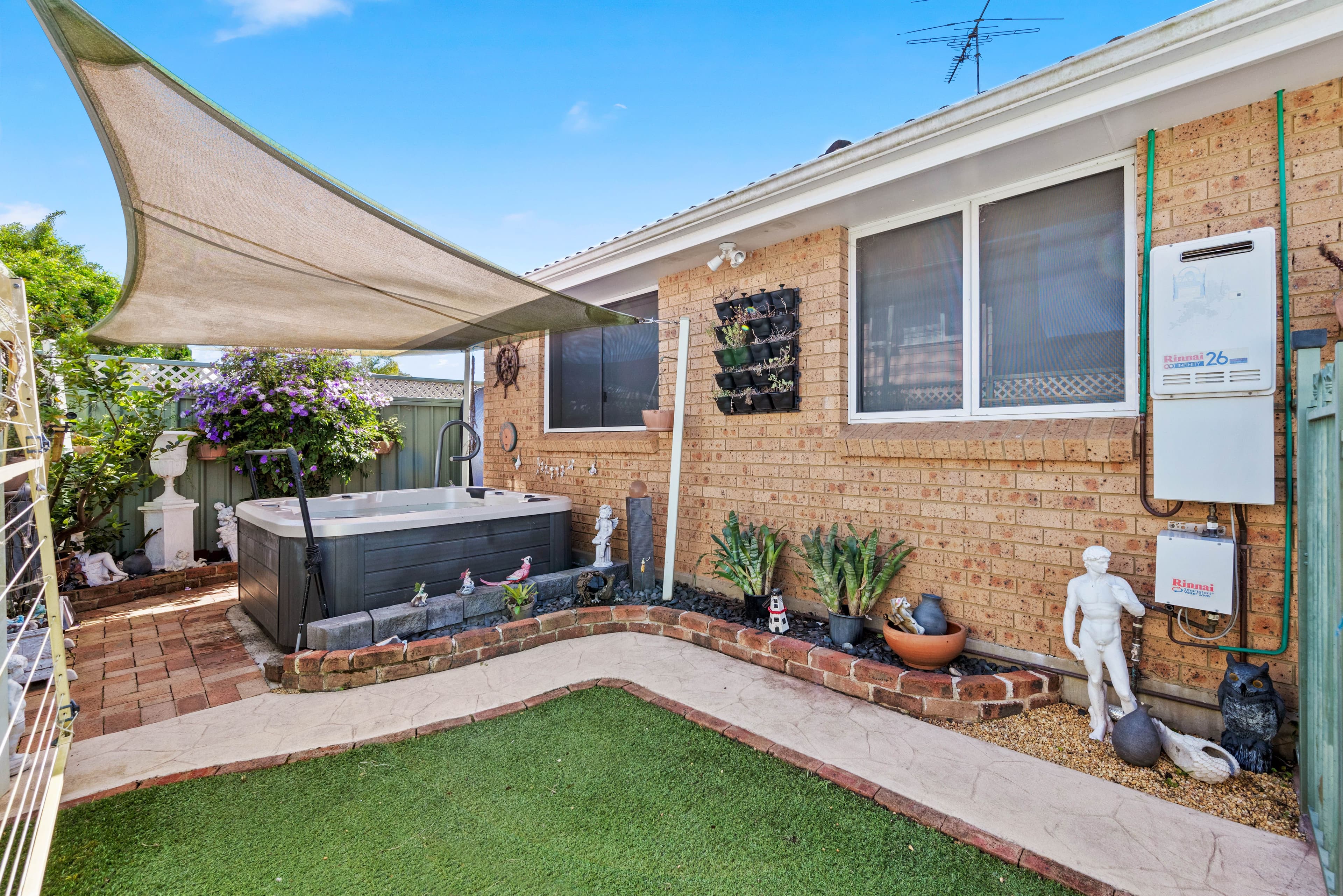 3/209 Harrow Road, Glenfield NSW 2167, Glenfield - Image 1