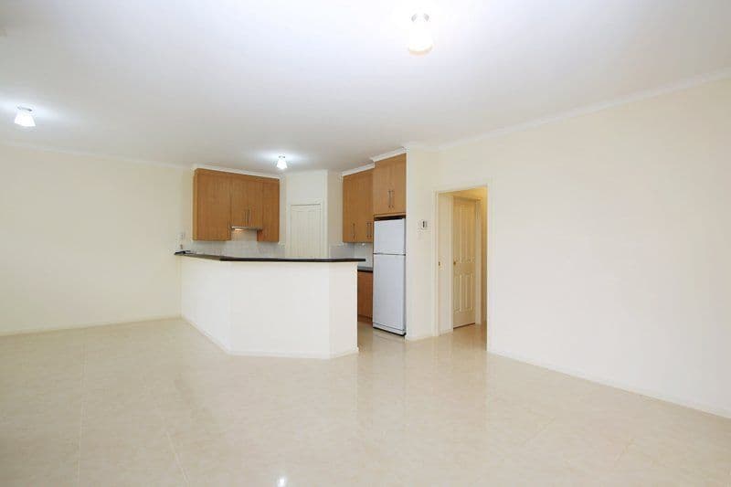 5 Creekview Drive, MAWSON LAKES SA 5095, Mawson Lakes - Thumbnail 4