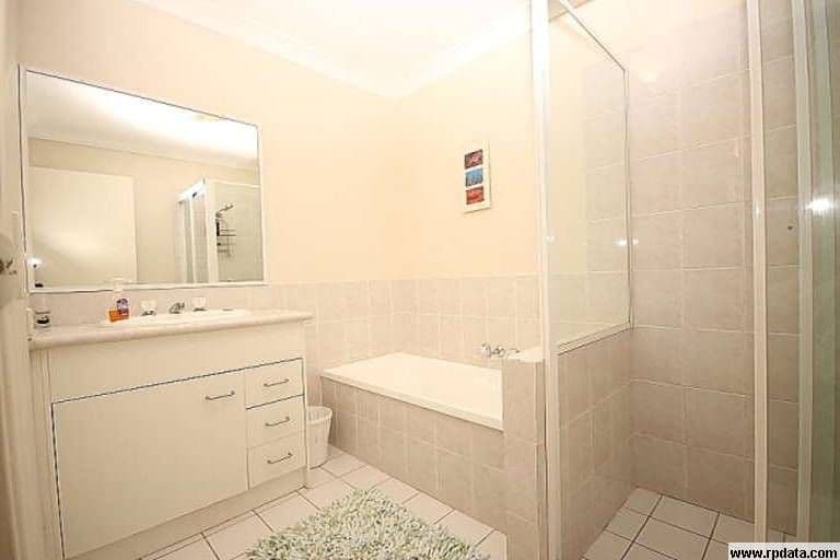 142 Greenacre Drive, Parkwood QLD 4214, Parkwood - Thumbnail 6