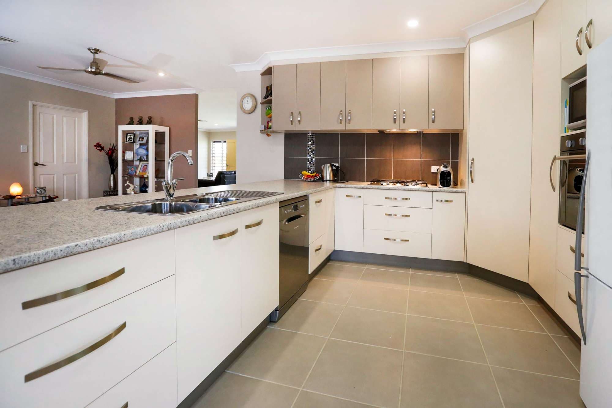 84 Tennessee Way, Kelso QLD 4815, Kelso - Thumbnail 5