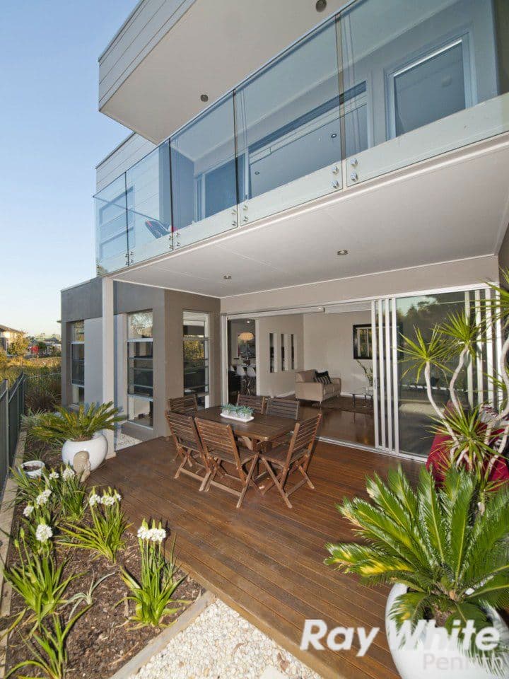 12 Knot Street WATERSIDE, CRANEBROOK NSW 2749, Cranebrook - Thumbnail 2