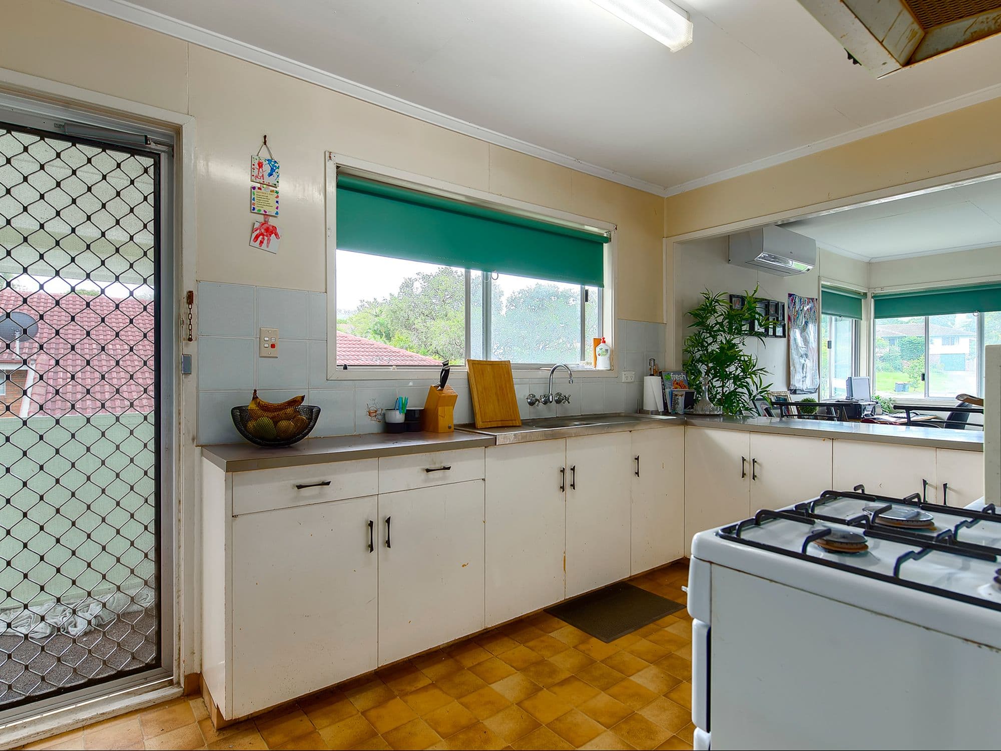7 Craigmore Street, The Gap QLD 4061, The Gap - Thumbnail 4