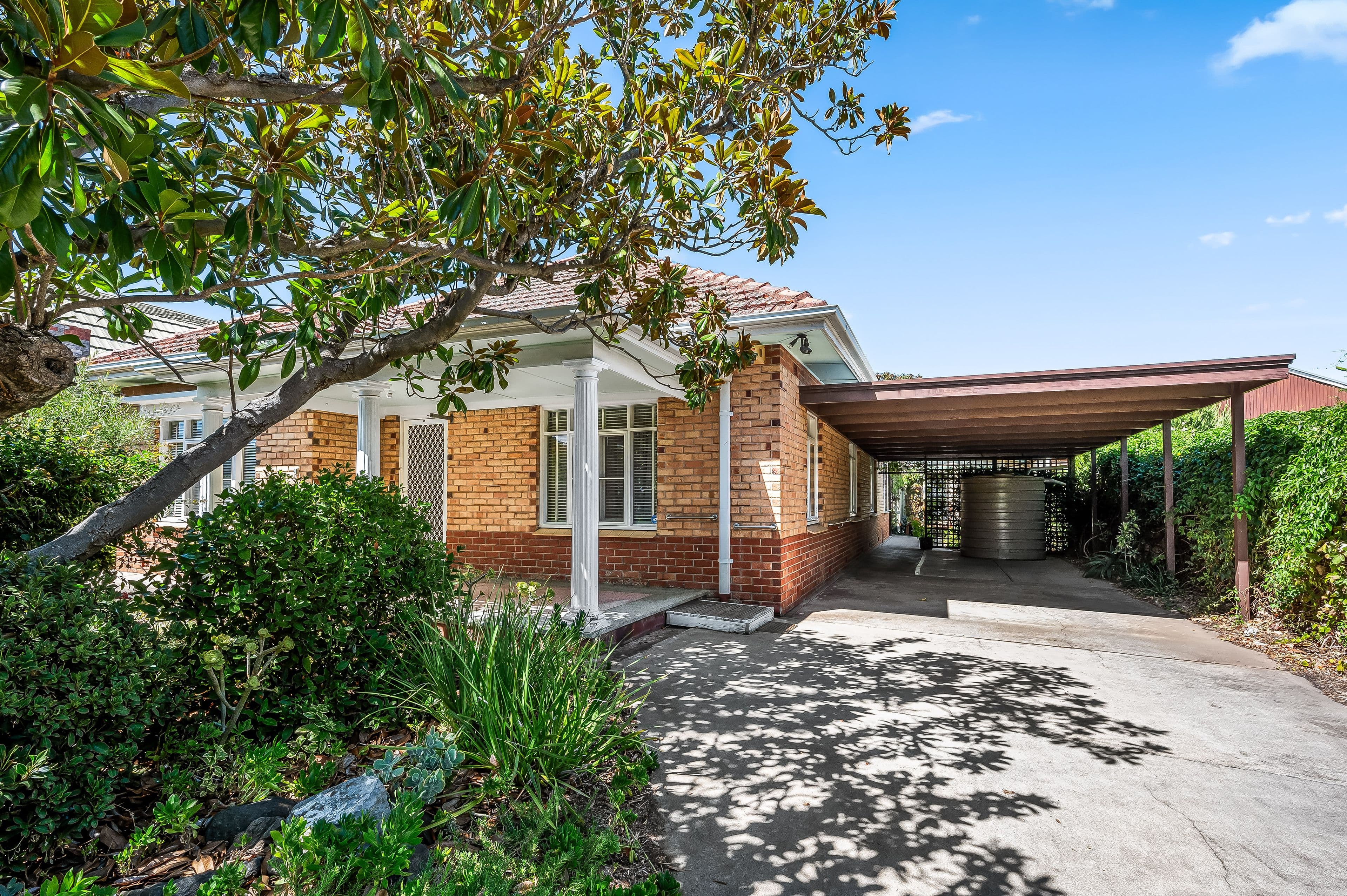 10 Heading Avenue, Campbelltown SA 5074, Campbelltown - Thumbnail 2