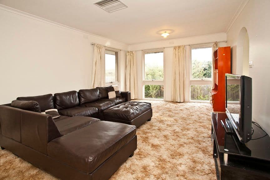 25 Joyce Avenue, GLEN WAVERLEY VIC 3150, Glen Waverley - Thumbnail 2