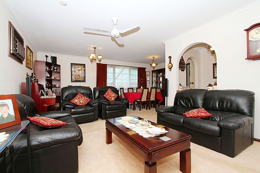 1 Shannon Place, MILL PARK VIC 3082, Mill Park - Thumbnail 4
