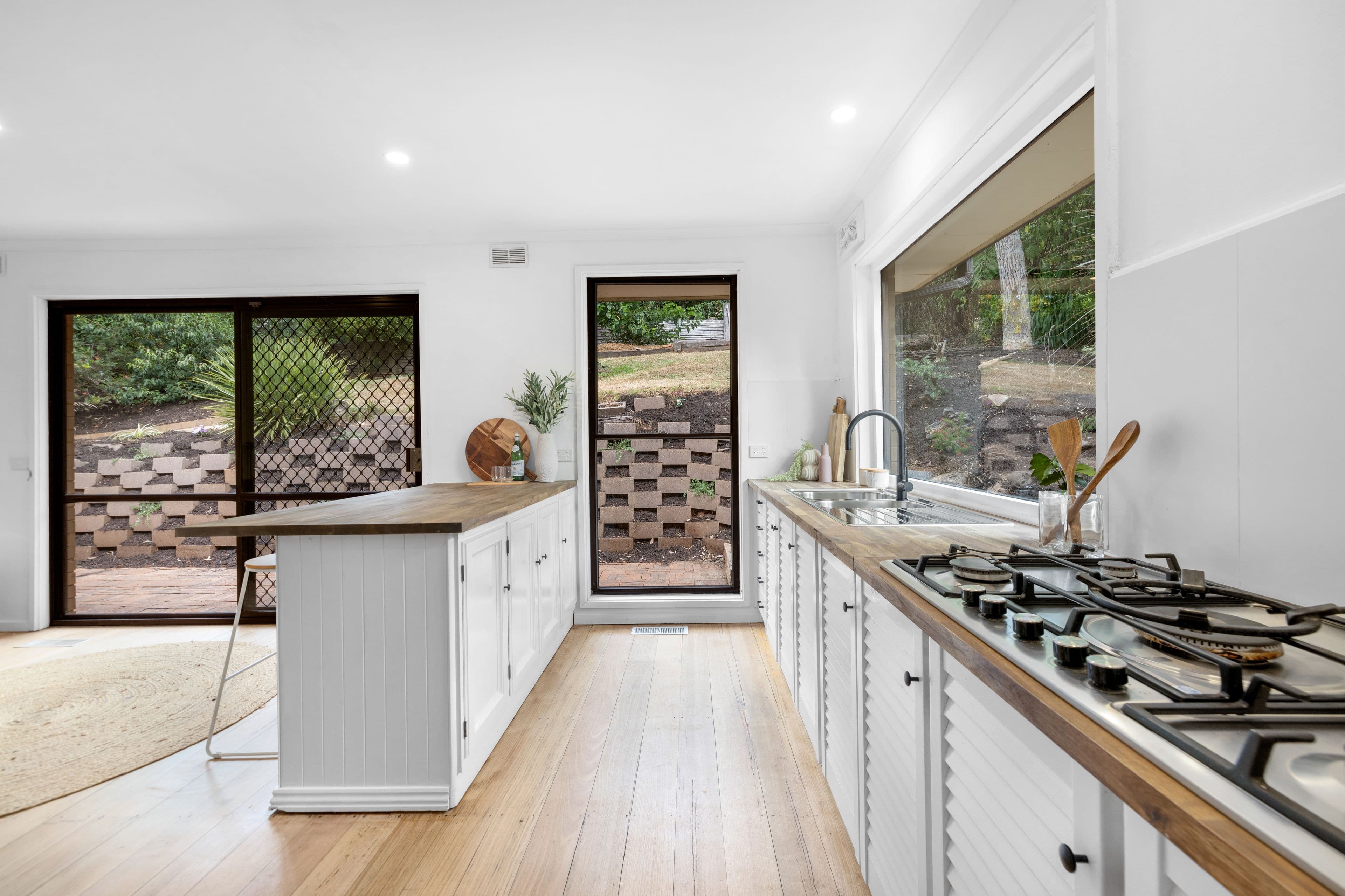 13 Charman Avenue, Emerald VIC 3782, Emerald - Thumbnail 5