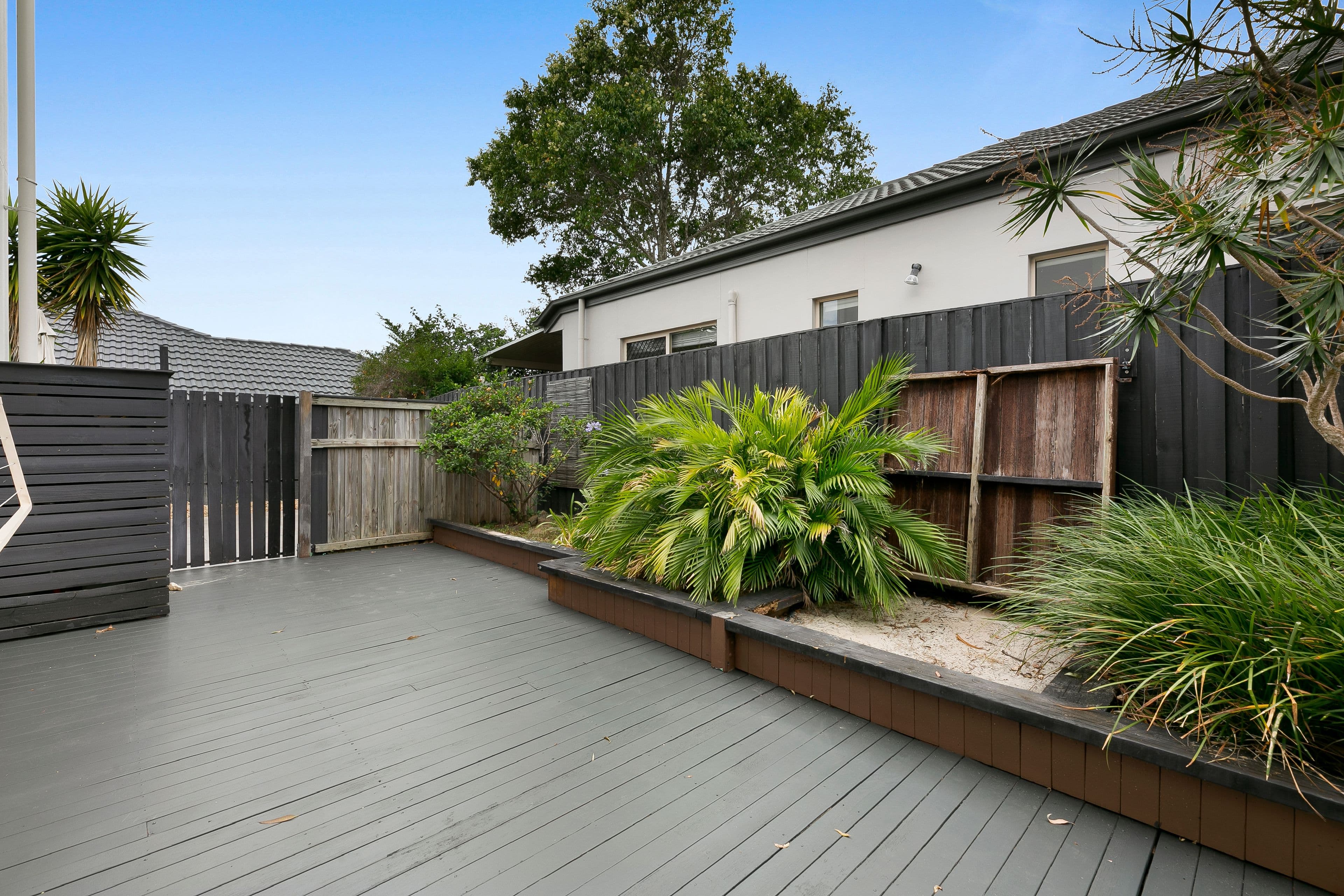 12 Mauritius Court, Varsity Lakes QLD 4227, Varsity Lakes - Thumbnail 3