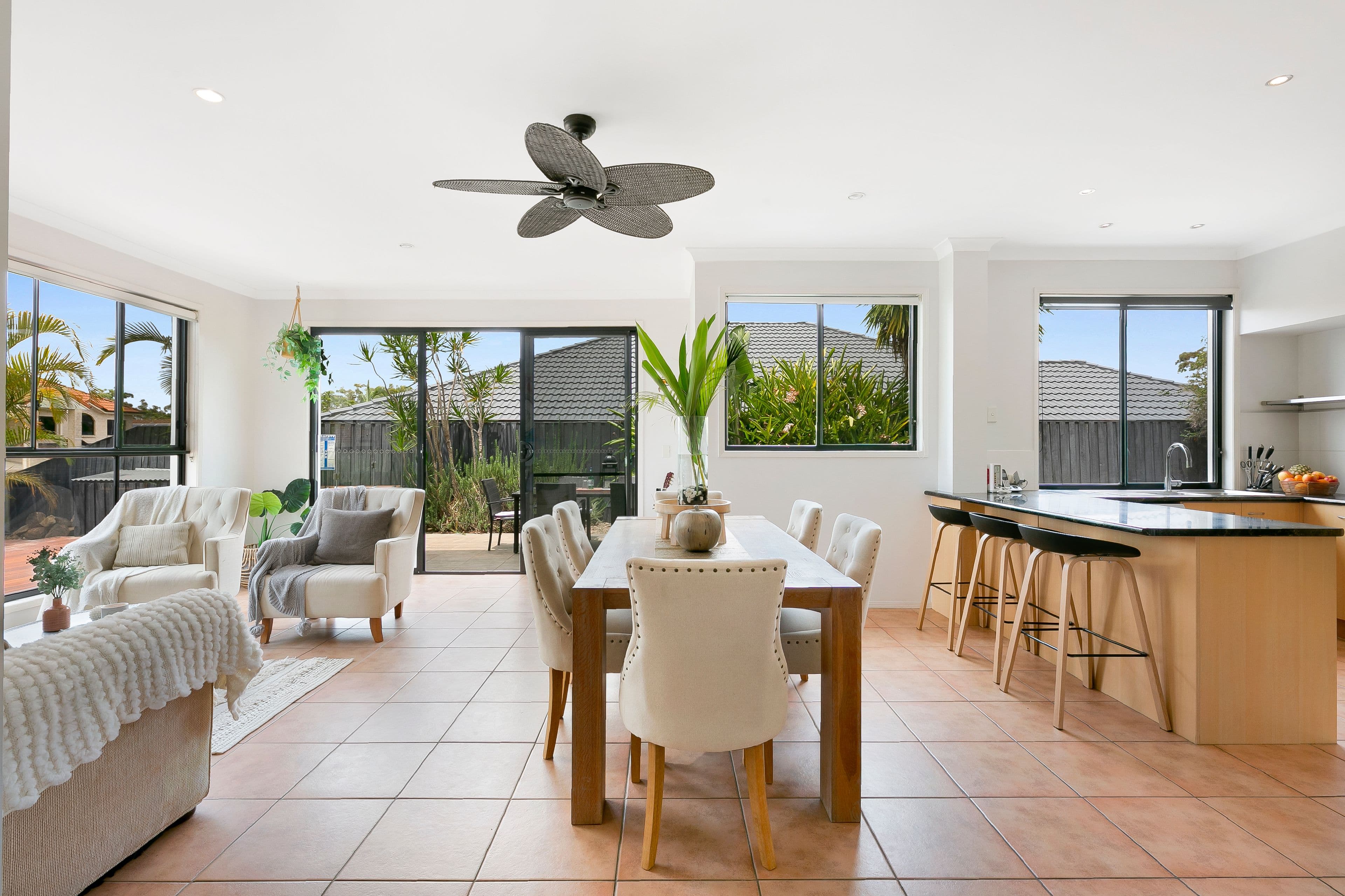 12 Mauritius Court, Varsity Lakes QLD 4227, Varsity Lakes - Thumbnail 5