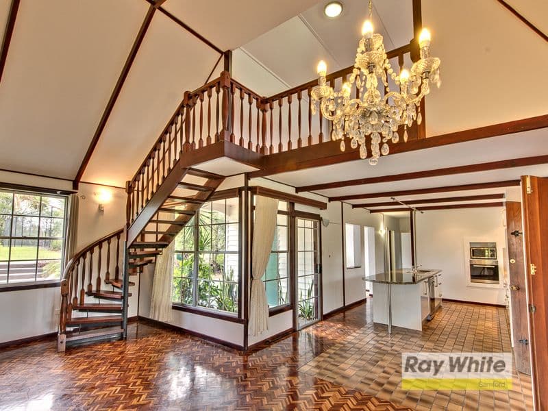 4 Mountain View Court, Samford Valley QLD 4520, Samford Valley - Thumbnail 4